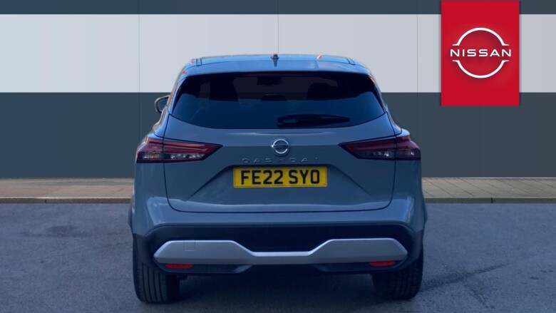 Nissan Qashqai 1.3 DiG-T MH N-Connecta 5dr Petrol Hatchback